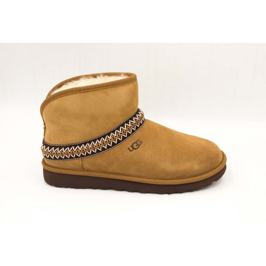 BOTIN MUJER UGG CALSSIC MINI CAM