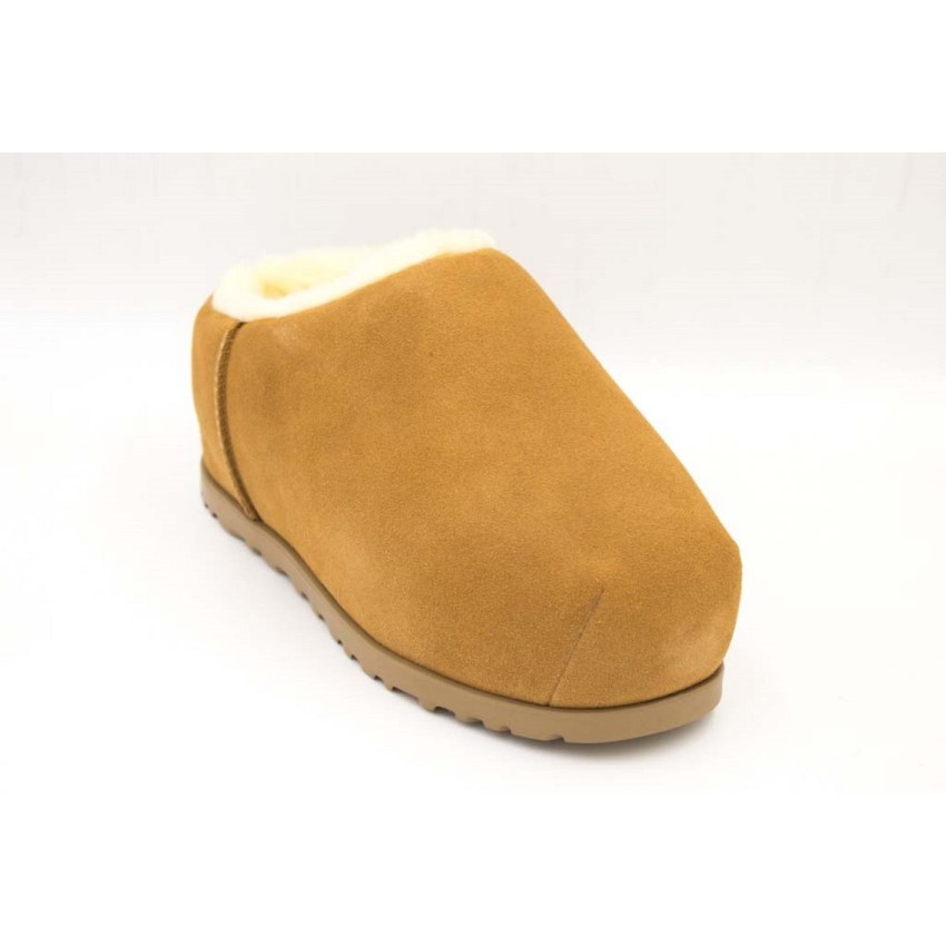 Zuecos UGG Pumped Camel | Marva Zapatería