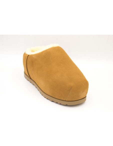 Zuecos UGG Pumped Camel | Marva Zapatería