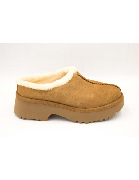 Zuecos UGG New Heights Cozy Camel | Marva Zapatería Zuecos UGG New Heights Cozy Camel | Marva Zapatería