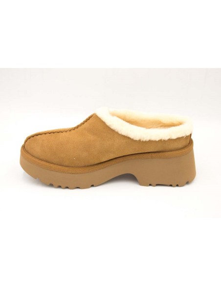 Zuecos UGG New Heights Cozy Camel | Marva Zapatería Zuecos UGG New Heights Cozy Camel | Marva Zapatería