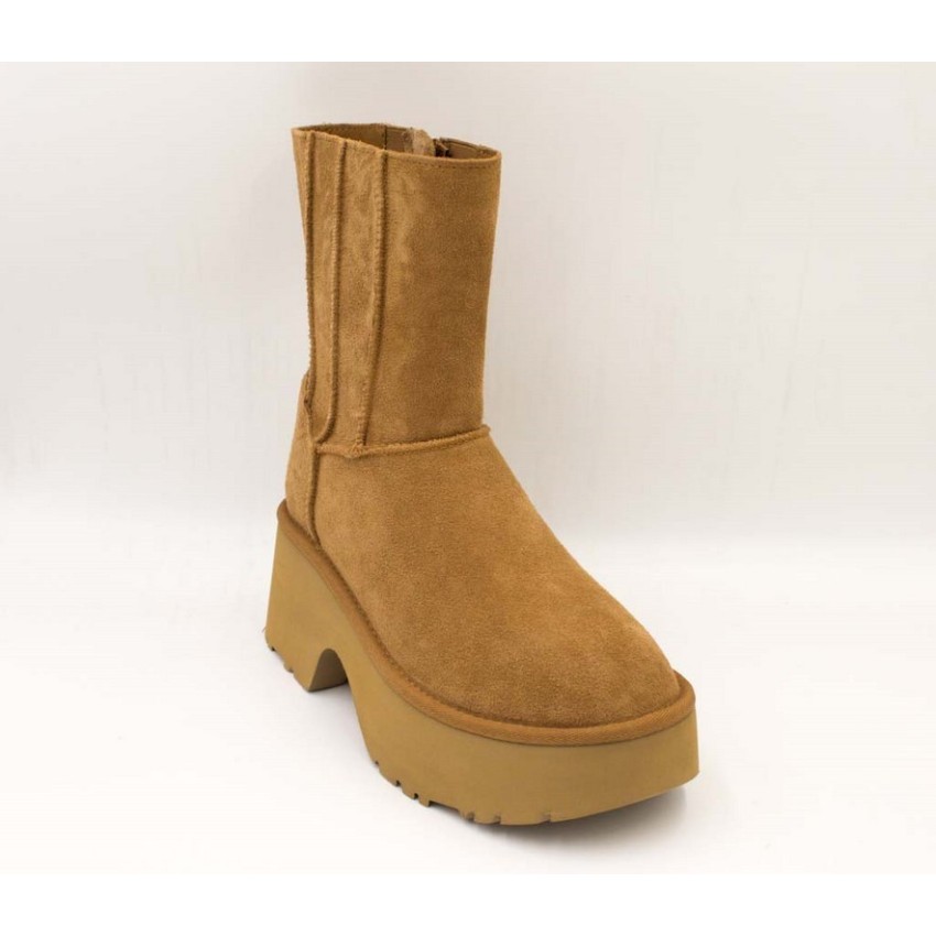 Botas UGG Classic Twin Seam New Heights Camel | Marva Zapatería