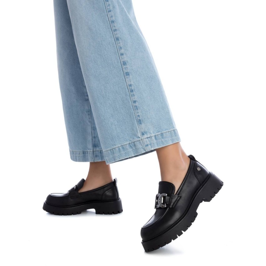 Mocasines Mujer XTI 143291 Negros | Marva Zapatería